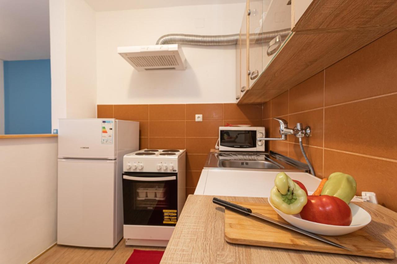 Blue Sky Baska Apartment Екстериор снимка