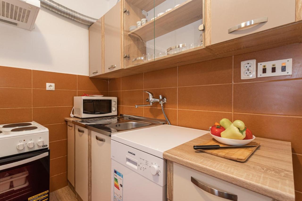 Blue Sky Baska Apartment Екстериор снимка